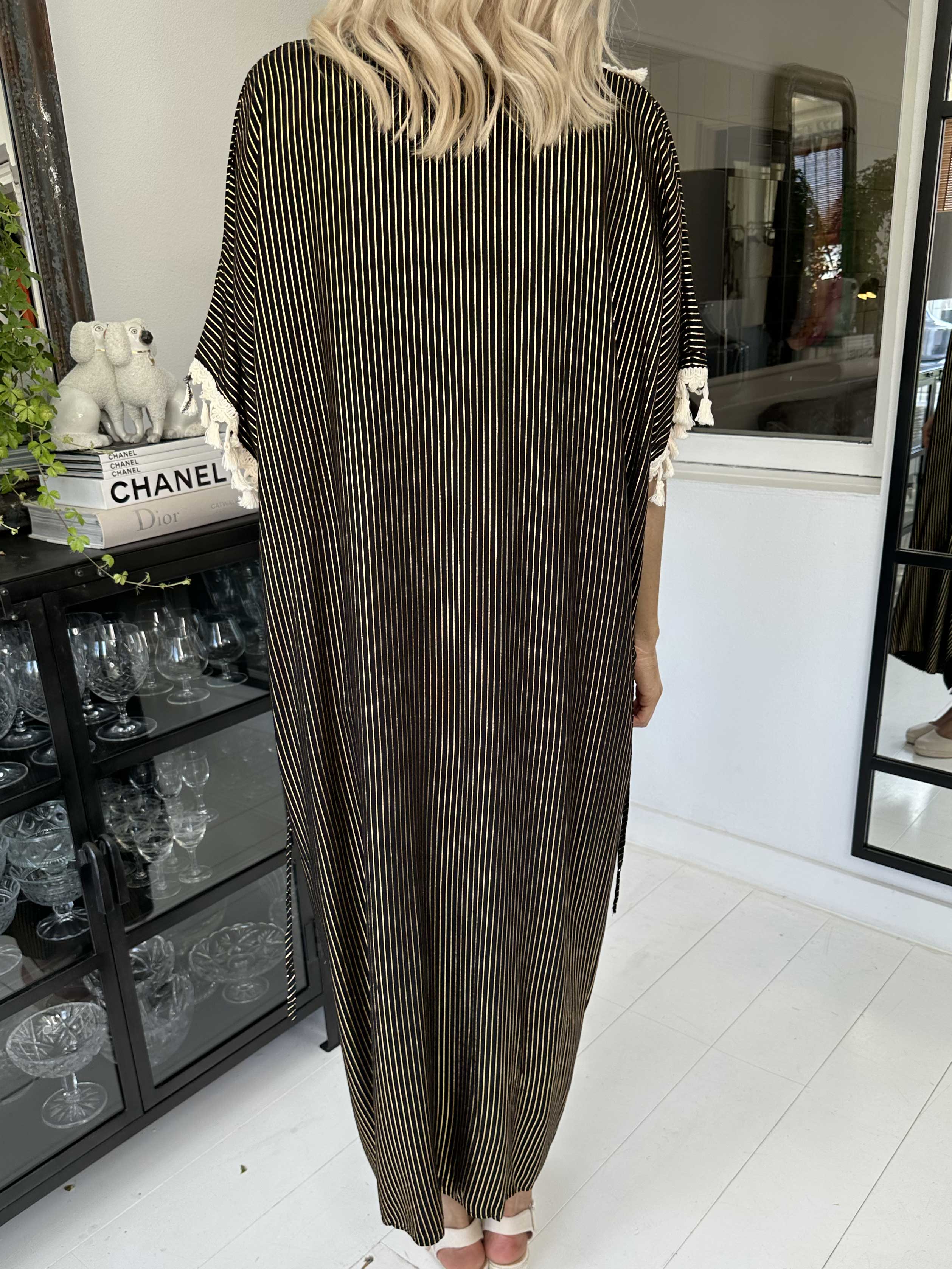 Dua Stripe - Lang tunikakjole med søde broderet detaljer